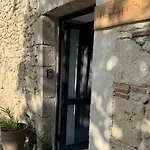 Les De La Petite Toscane